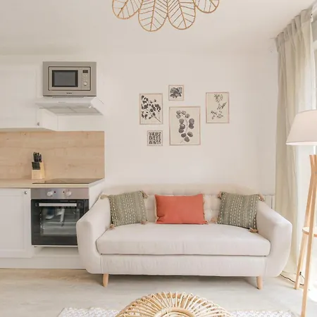 Cosy Au Centre D'Oullins Avec Garage Apartment Exterior photo