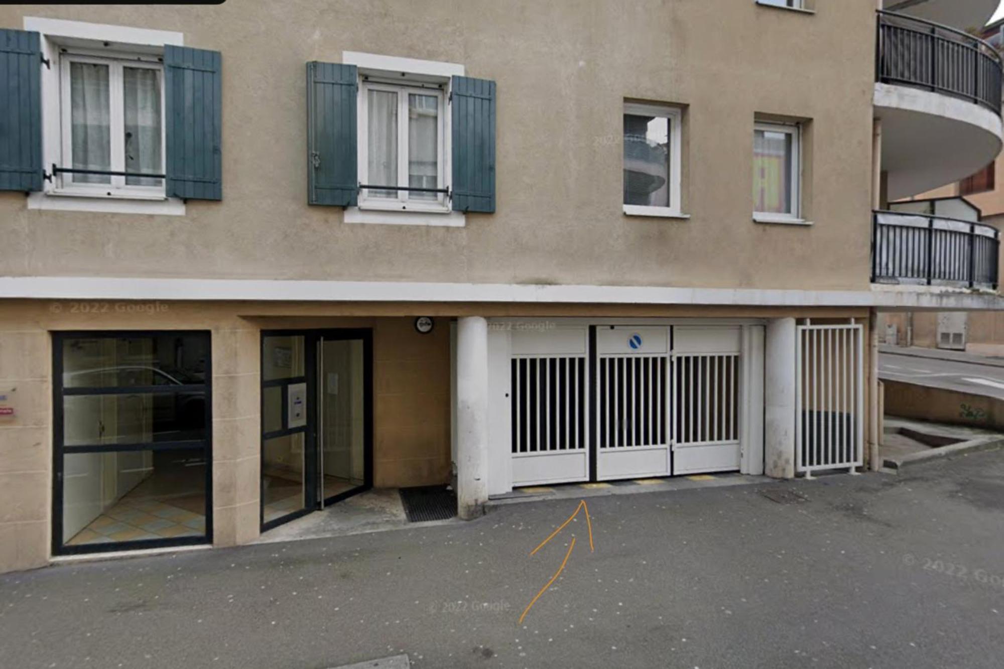 Cosy Au Centre D'oullins Avec Garage Apartment